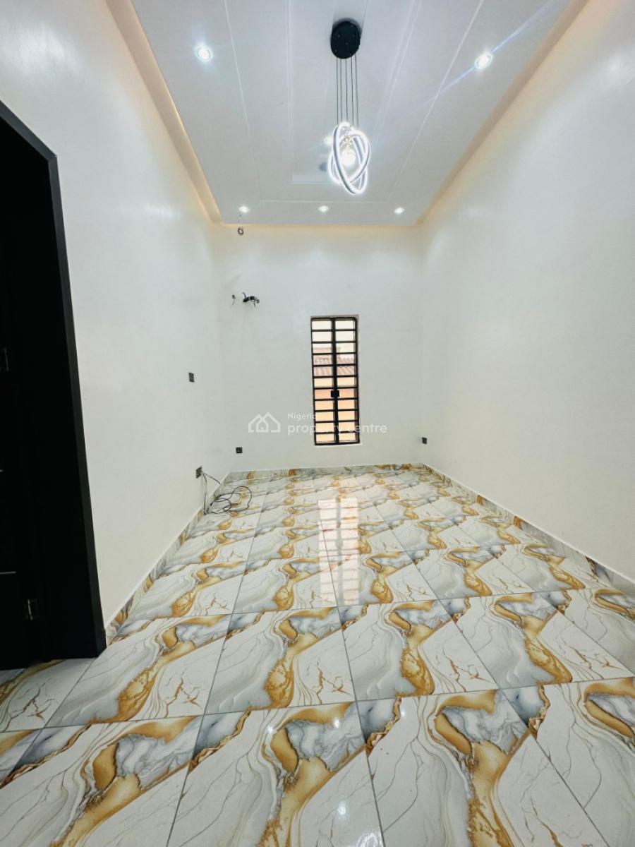 Spaciously Built 5 Bedroom Detached Duplex Plus Bq, Gbagada, Lagos, Detached Duplex for Sale