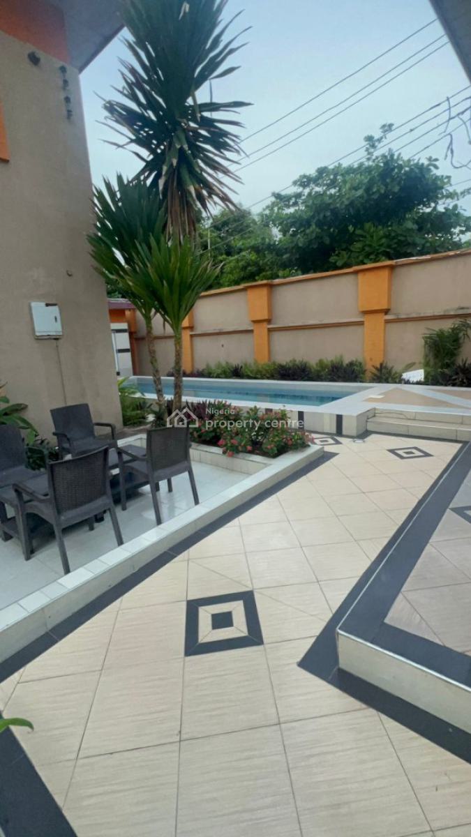 Massive Large Commercial Purposely Built Luxury Building Over 10 Rooms, Victoria Island (vi), Lagos, House for Rent