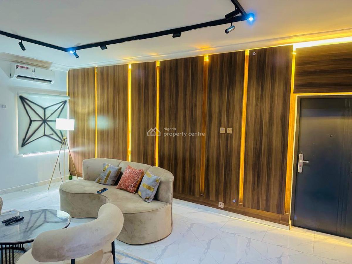 Luxury 2 Bedrooms Fully Furnished Apartment, Off Admiralty Road, Lekki Phase 1, Lekki, Lagos, Flat / Apartment for Rent