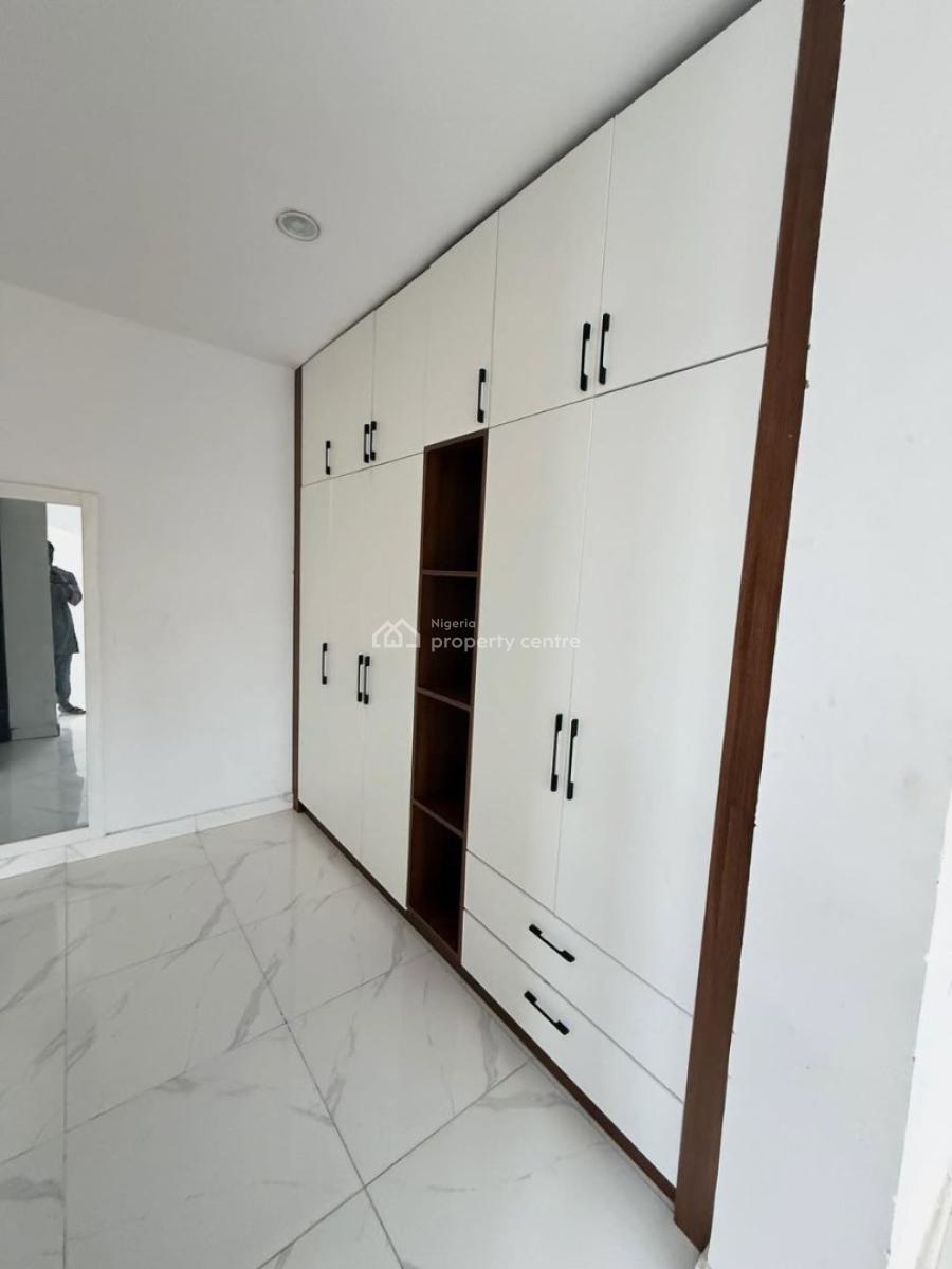 5 Bedroom Semi Detached, Asokoro District, Abuja, Semi-detached Duplex for Rent
