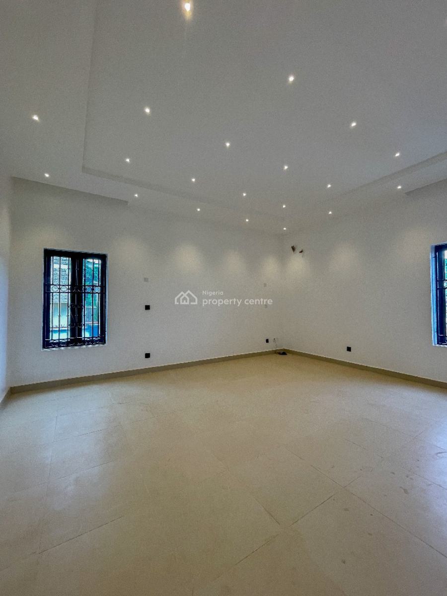 5-bedroom Fully Detached Duplex, Guzape District, Abuja, Detached Duplex for Sale