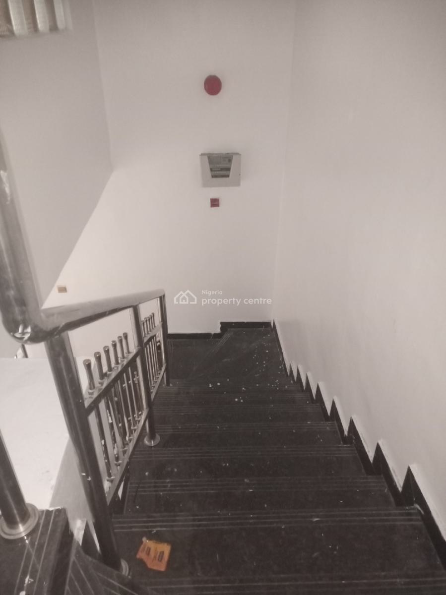 Sharp 3 Bedrooms Terraced Duplex, Lekki Phase 1, Lekki, Lagos, Terraced Duplex for Rent