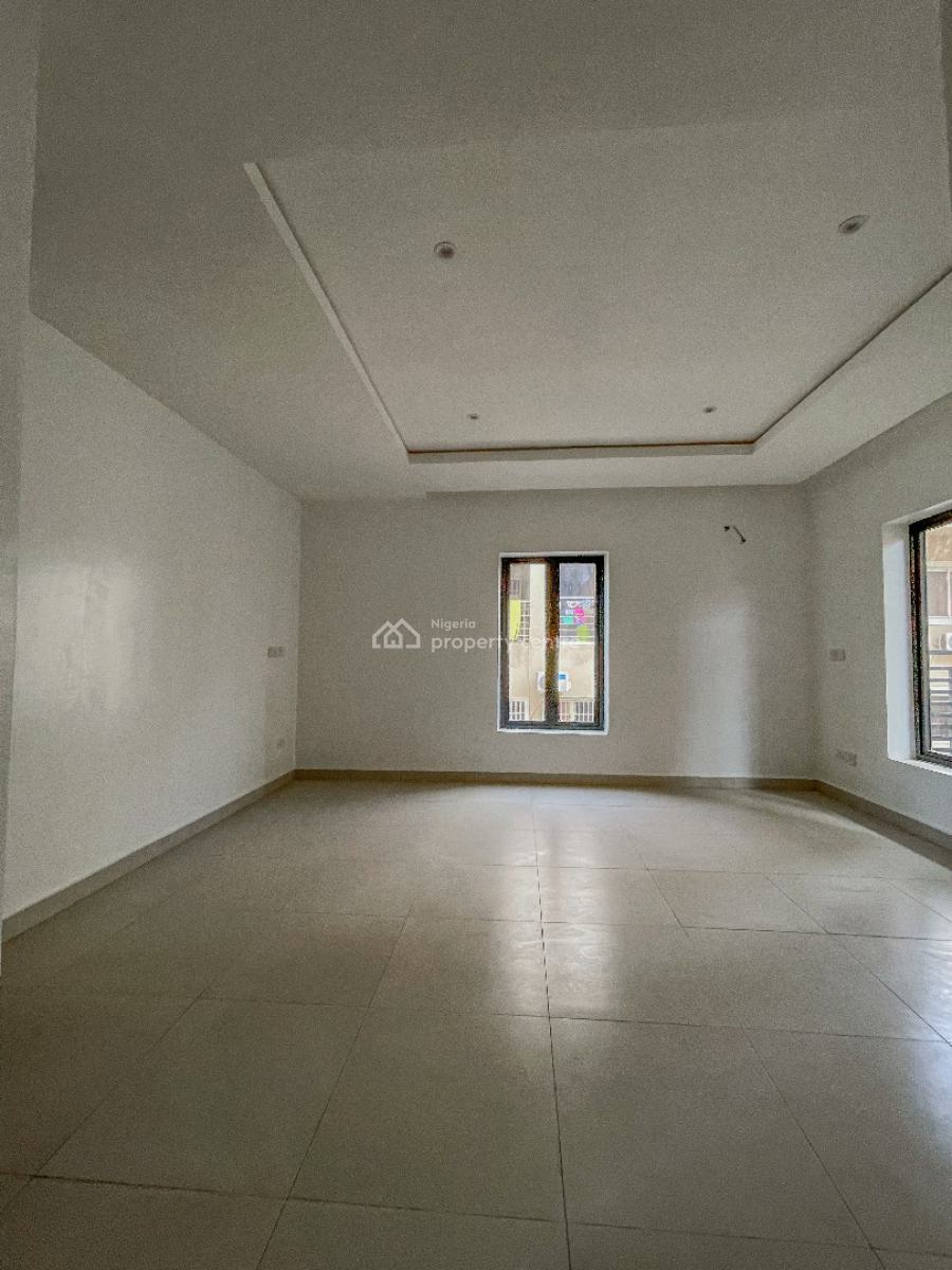 6-bedroom Detached Duplex, Life Camp, Abuja, Detached Duplex for Sale