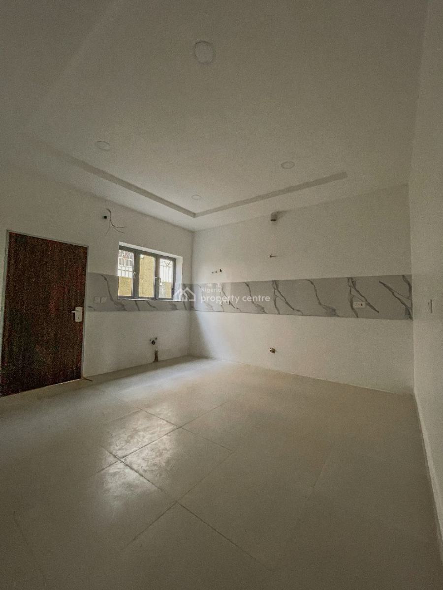 6-bedroom Detached Duplex, Life Camp, Abuja, Detached Duplex for Sale