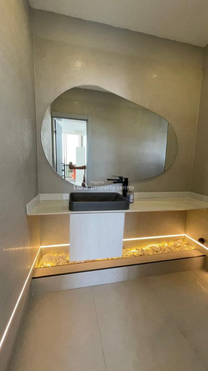 3 Bedroom Furnished Waterfront Penthouse + Bq, Ikoyi, Lagos, Flat / Apartment for Rent