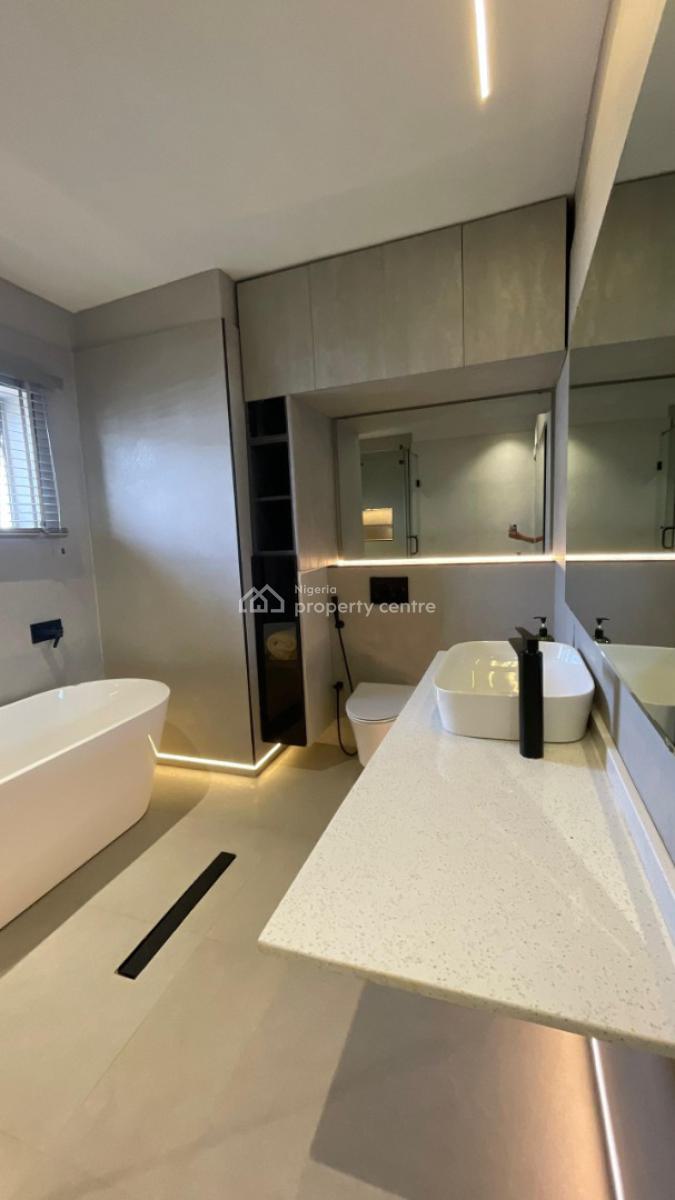 3 Bedroom Furnished Waterfront Penthouse + Bq, Ikoyi, Lagos, Flat / Apartment for Rent