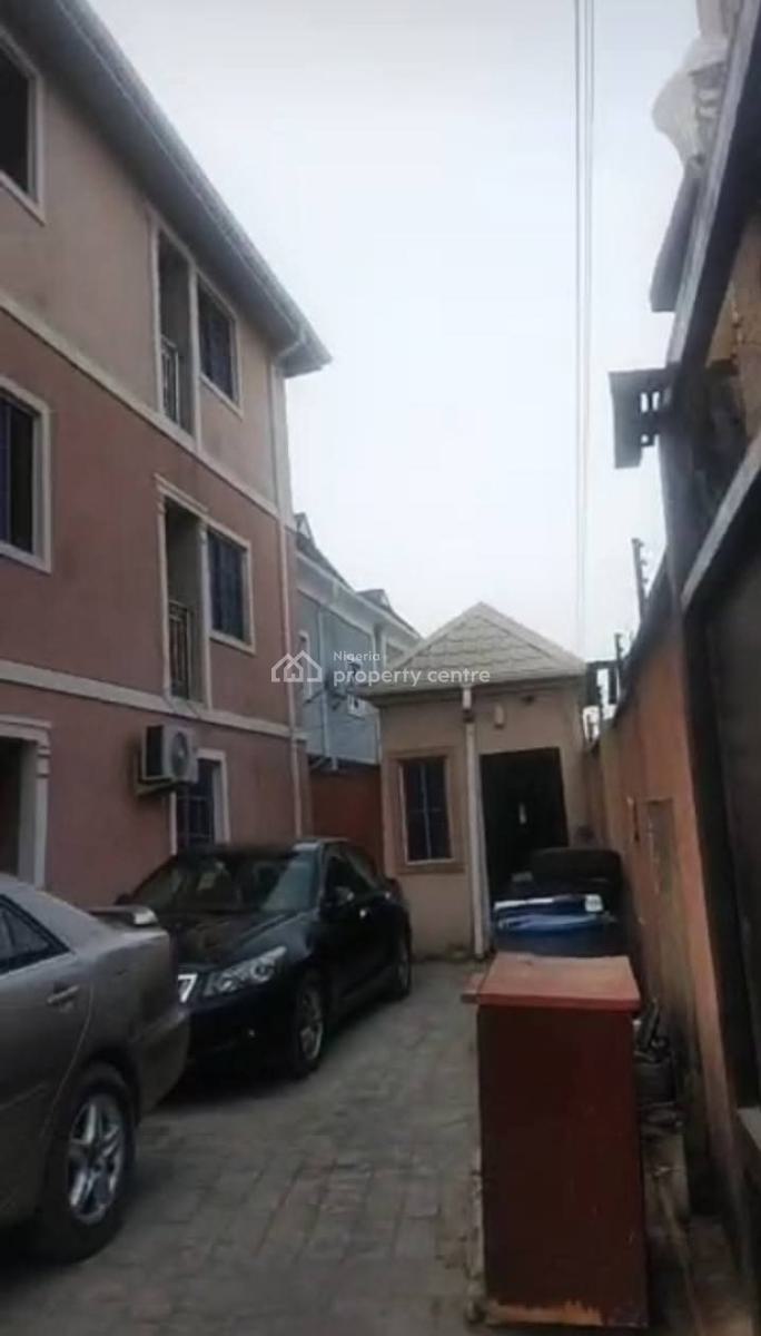 Well Built 2 Storey Building with Block of Flats, Ijesha, Off Adeshina Road, Surulere, Lagos, Block of Flats for Sale