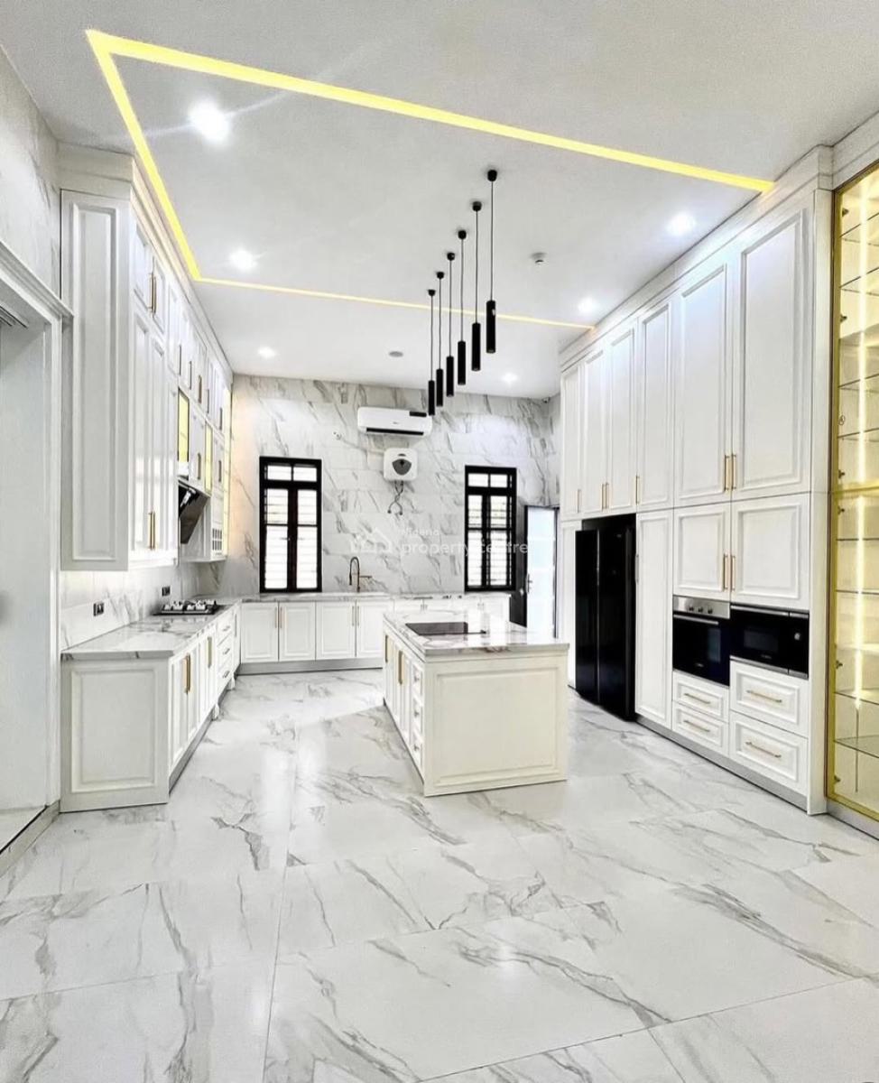 7 Bedrooms Ambassadorial Mansion,bq,pool,gym,elevator,cinema,cctv,c of O, Guzape District, Abuja, Detached Duplex for Sale