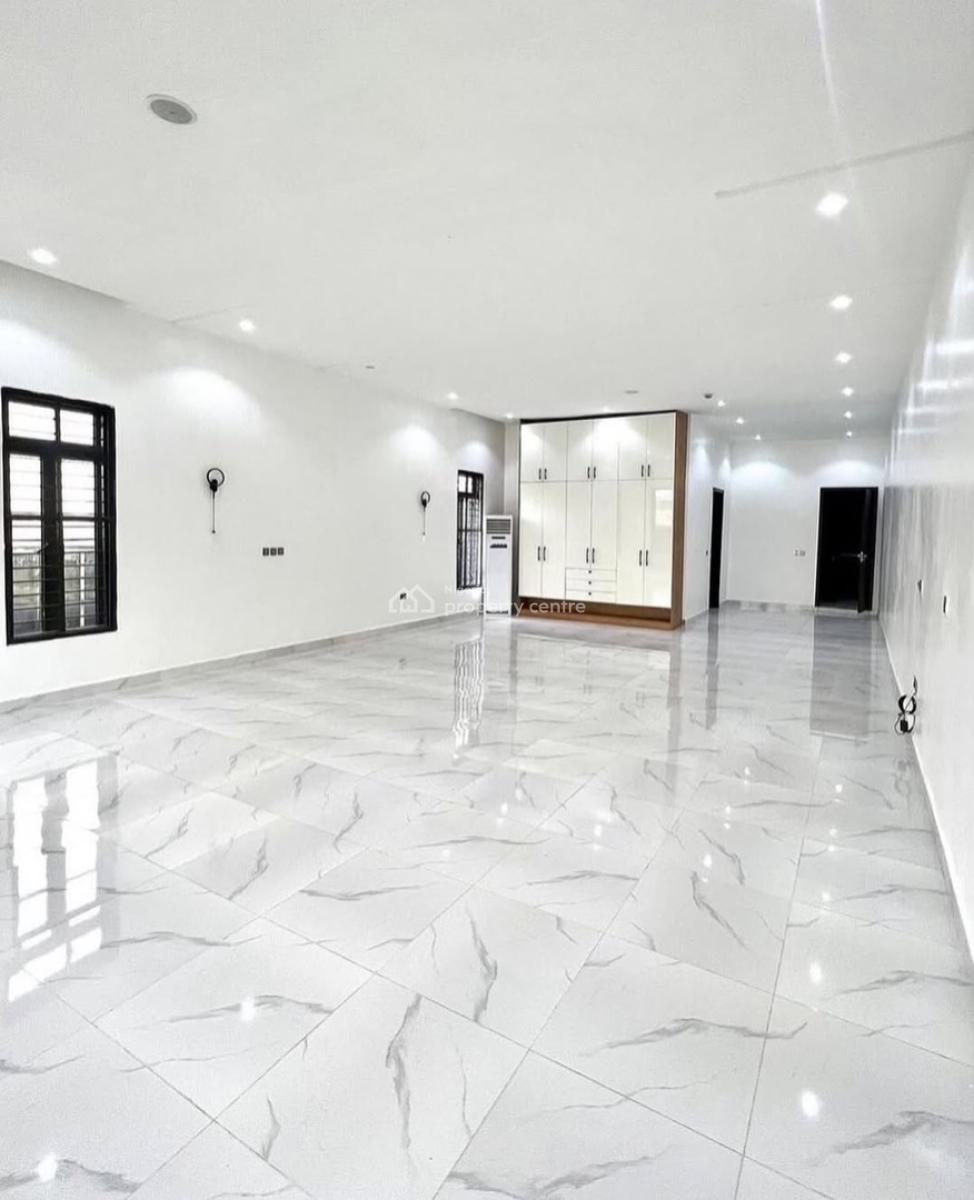7 Bedrooms Ambassadorial Mansion,bq,pool,gym,elevator,cinema,cctv,c of O, Guzape District, Abuja, Detached Duplex for Sale