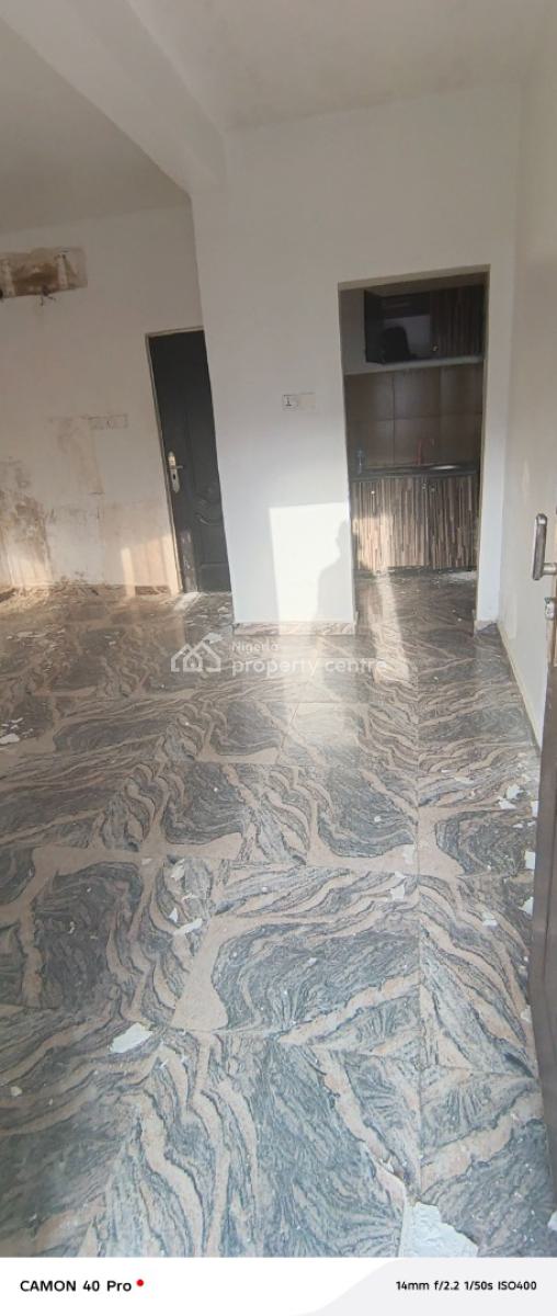 Room and Parlor Mini Flat, Close to Igbo Efon Traffic Light, Chevron Area, Lekki, Lagos, Mini Flat (room and Parlour) for Rent