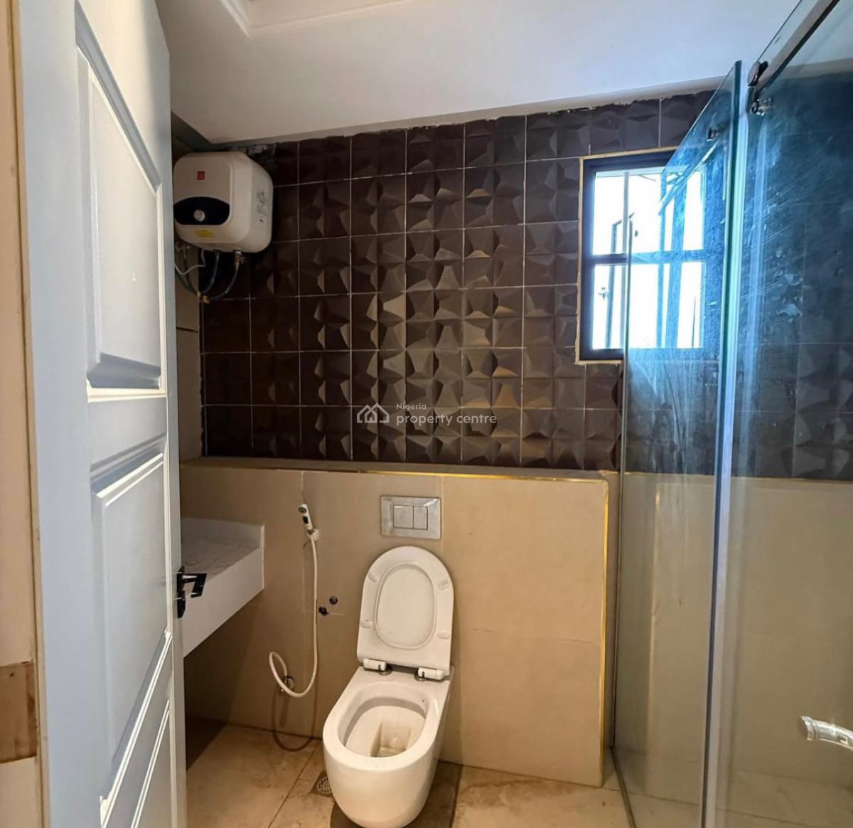 Partly Furnished 4-bedroom Townhouse, Kado, Abuja, Terraced Duplex for Sale