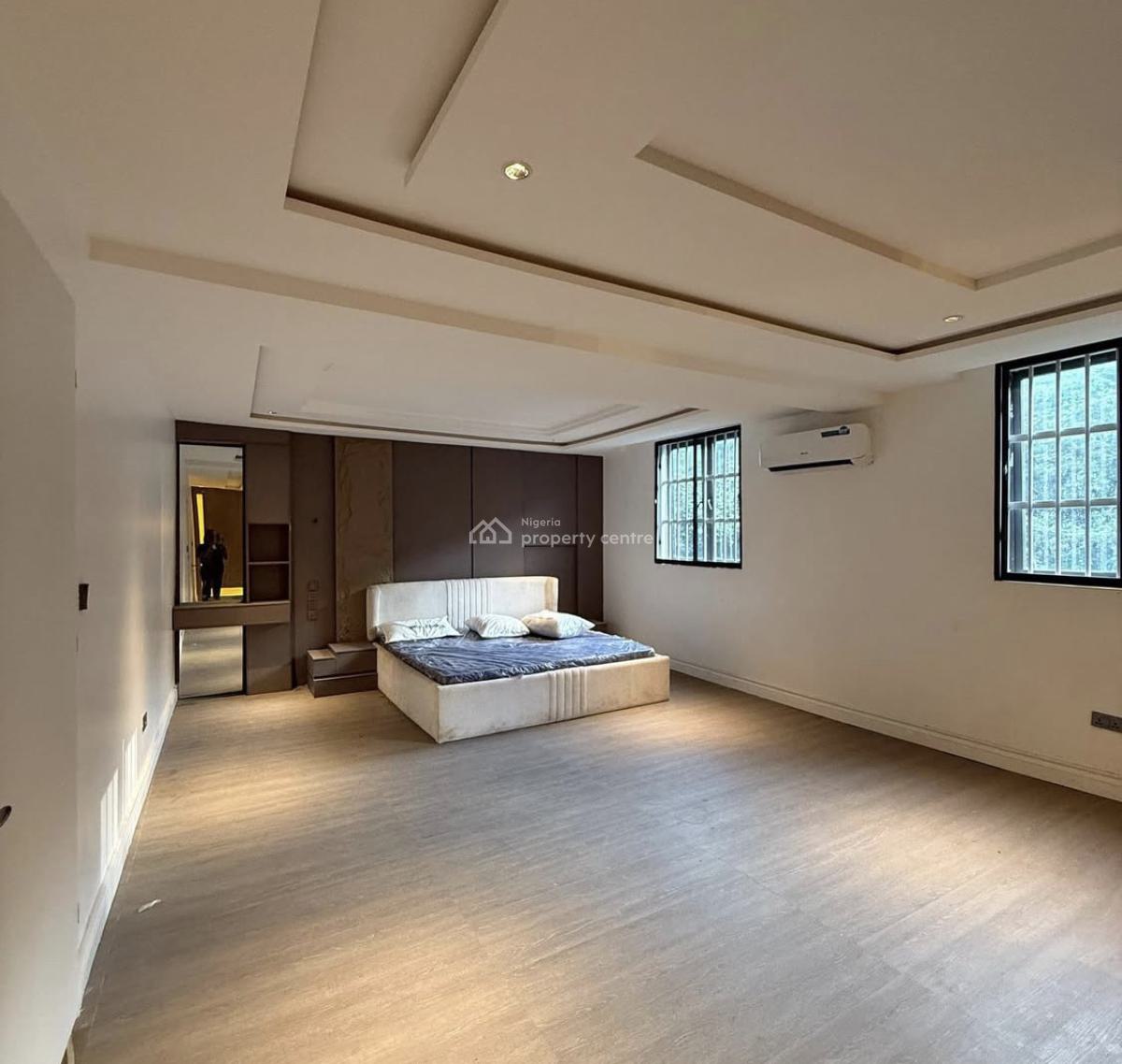 Partly Furnished 4-bedroom Townhouse, Kado, Abuja, Terraced Duplex for Sale