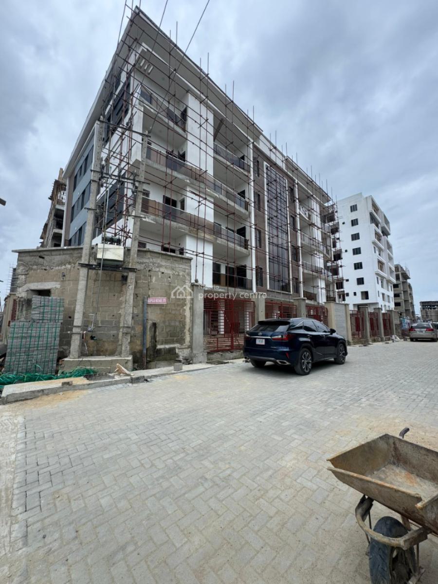 Luxury, Serviced 4 -bedroom Apartment with Elevator,equipped Gym, Lekki Phase 1, Lekki, Lagos, Block of Flats for Sale