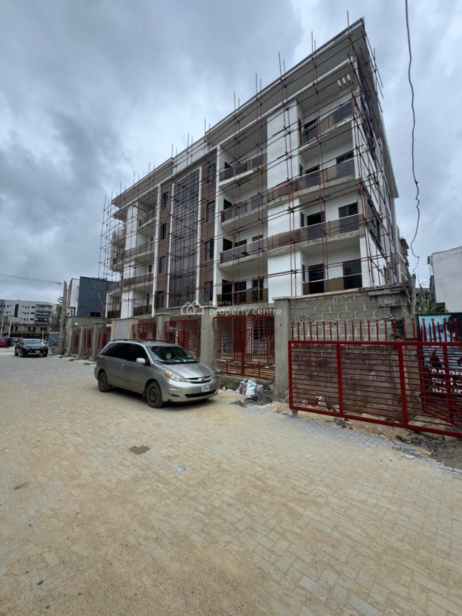 Luxury, Serviced 4 -bedroom Apartment with Elevator,equipped Gym, Lekki Phase 1, Lekki, Lagos, Block of Flats for Sale