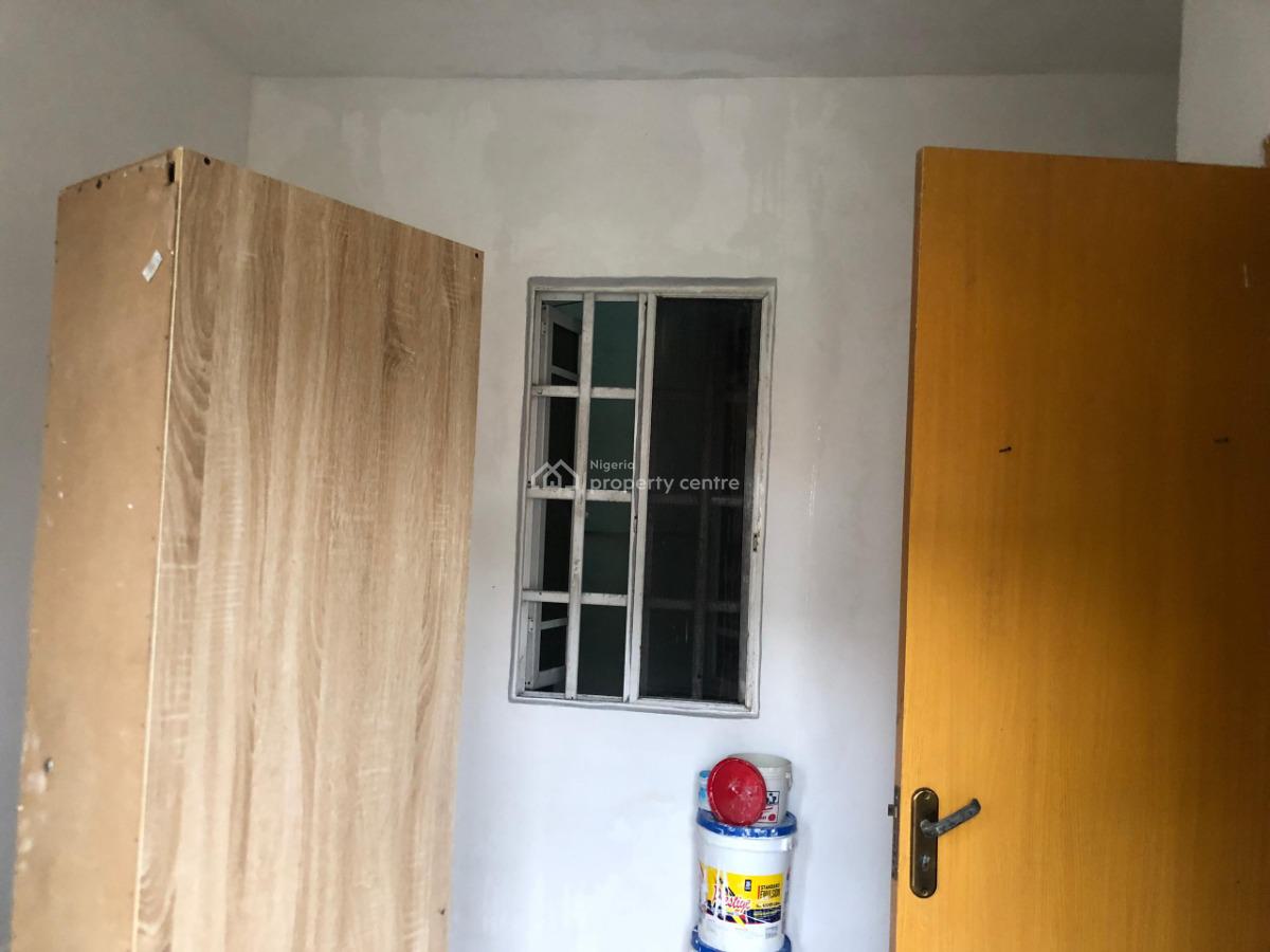 Bq at Cooplag Gardens Estate Orchid Road, Cooplag Gardens Estate, Lafiaji, Lekki, Lagos, Self Contain (single Rooms) for Rent