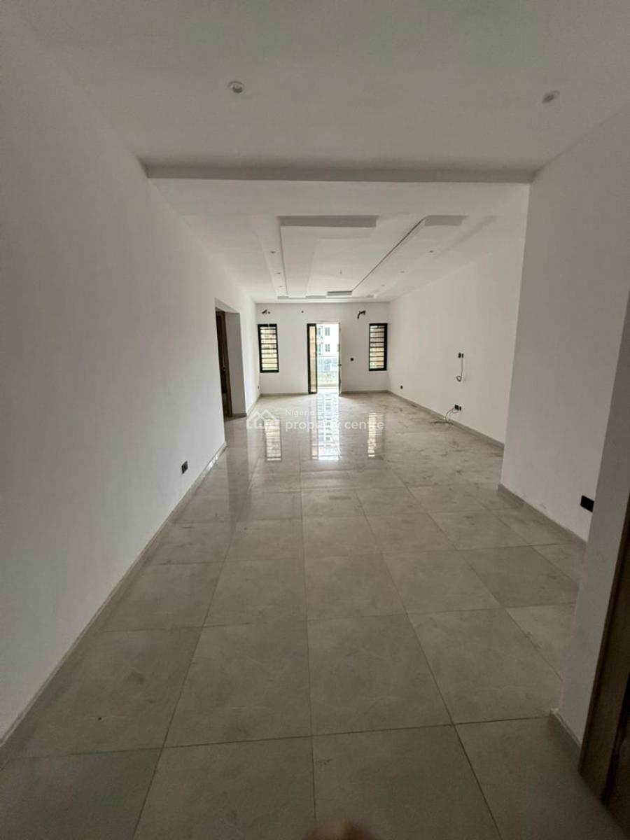 Luxury 2 Bedroom Flat, Pinnacle  Area, Lekki Phase 1, Lekki, Lagos, Flat / Apartment for Sale