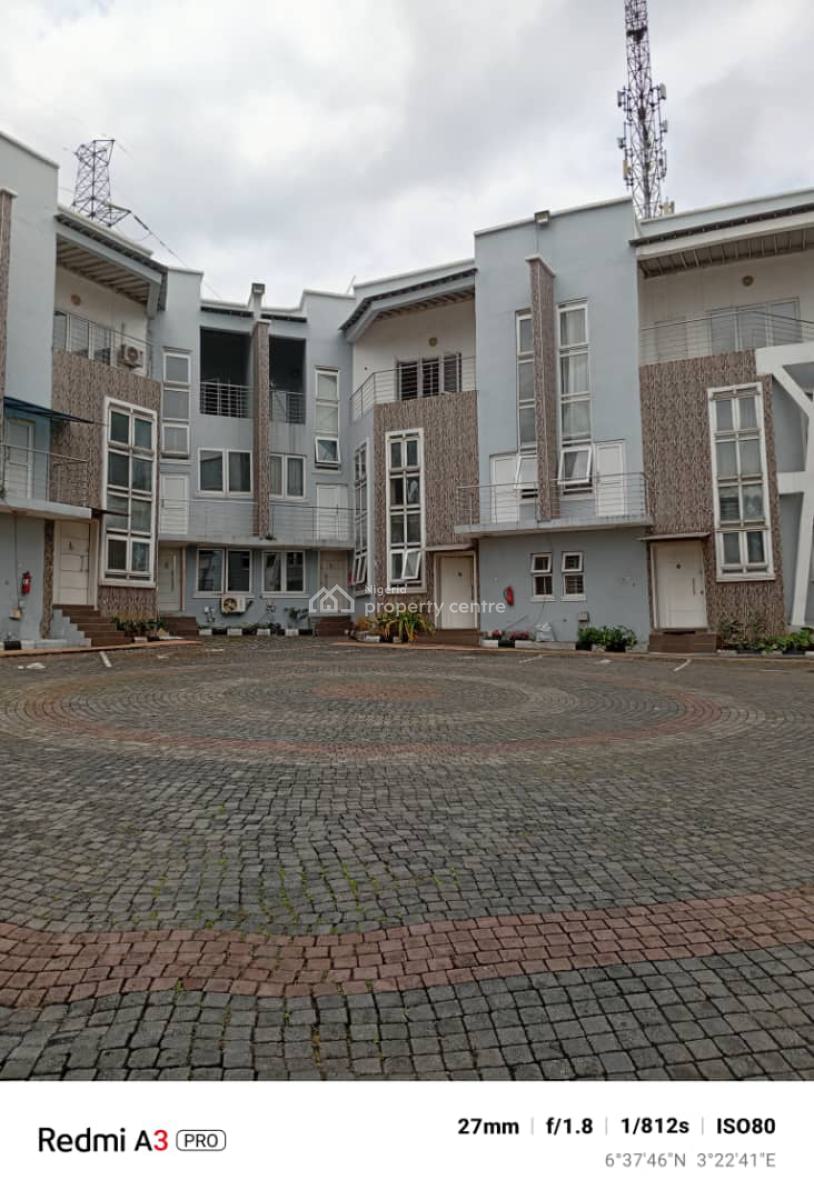 Luxury 4 Bedroom Terrace Duplex, Gra Phase 1, Magodo, Lagos, Terraced Duplex for Sale