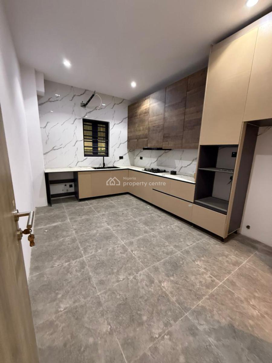 1 Bedroom Flat, Goshen Estate, Lekki, Lagos, Mini Flat (room and Parlour) for Sale