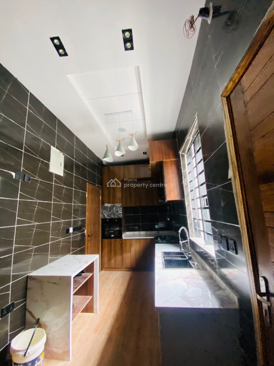 4 Bedrooms Semi Detached Duplex, Ikota, Lekki, Lagos, Semi-detached Duplex for Sale