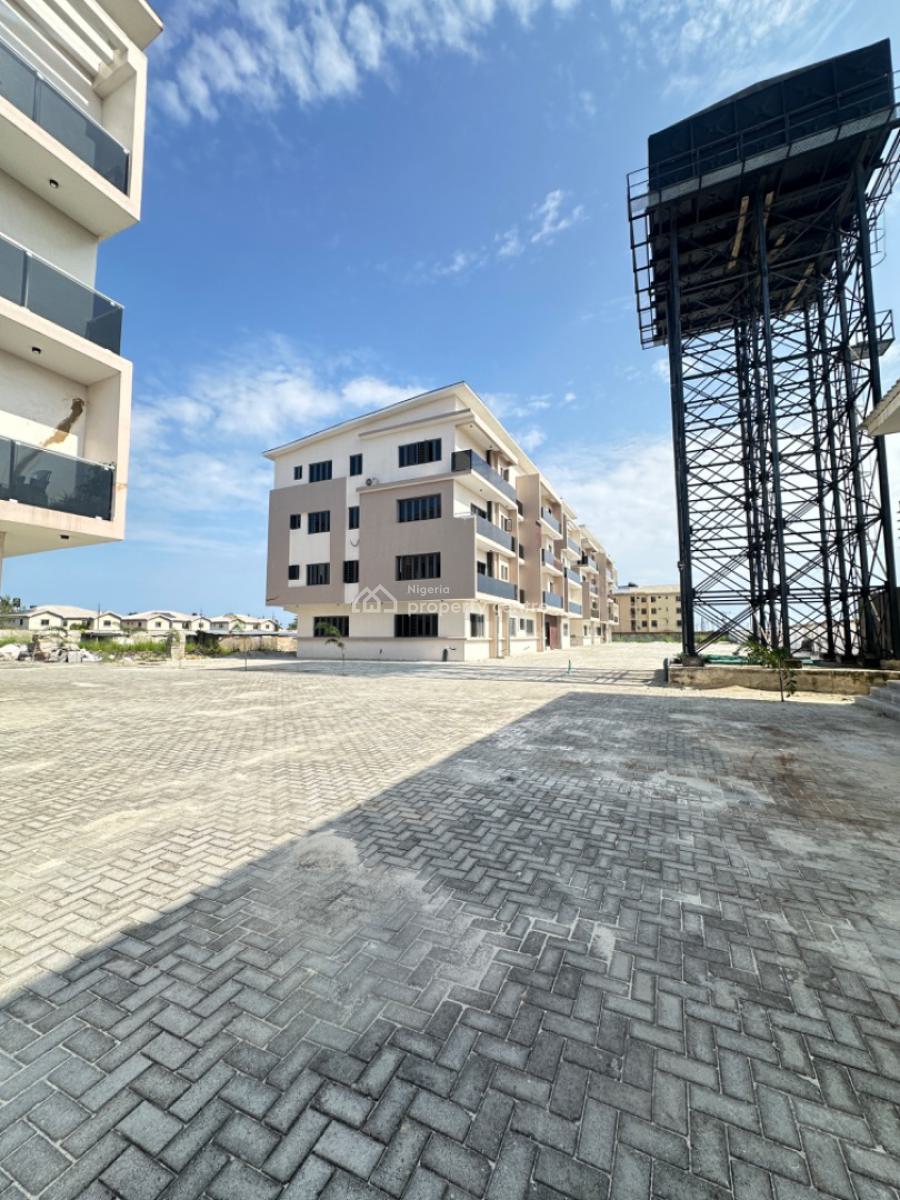3 Bedrooms Apartment with Swimming Pool and Gym, Lekki, Lagos, Flat / Apartment for Sale