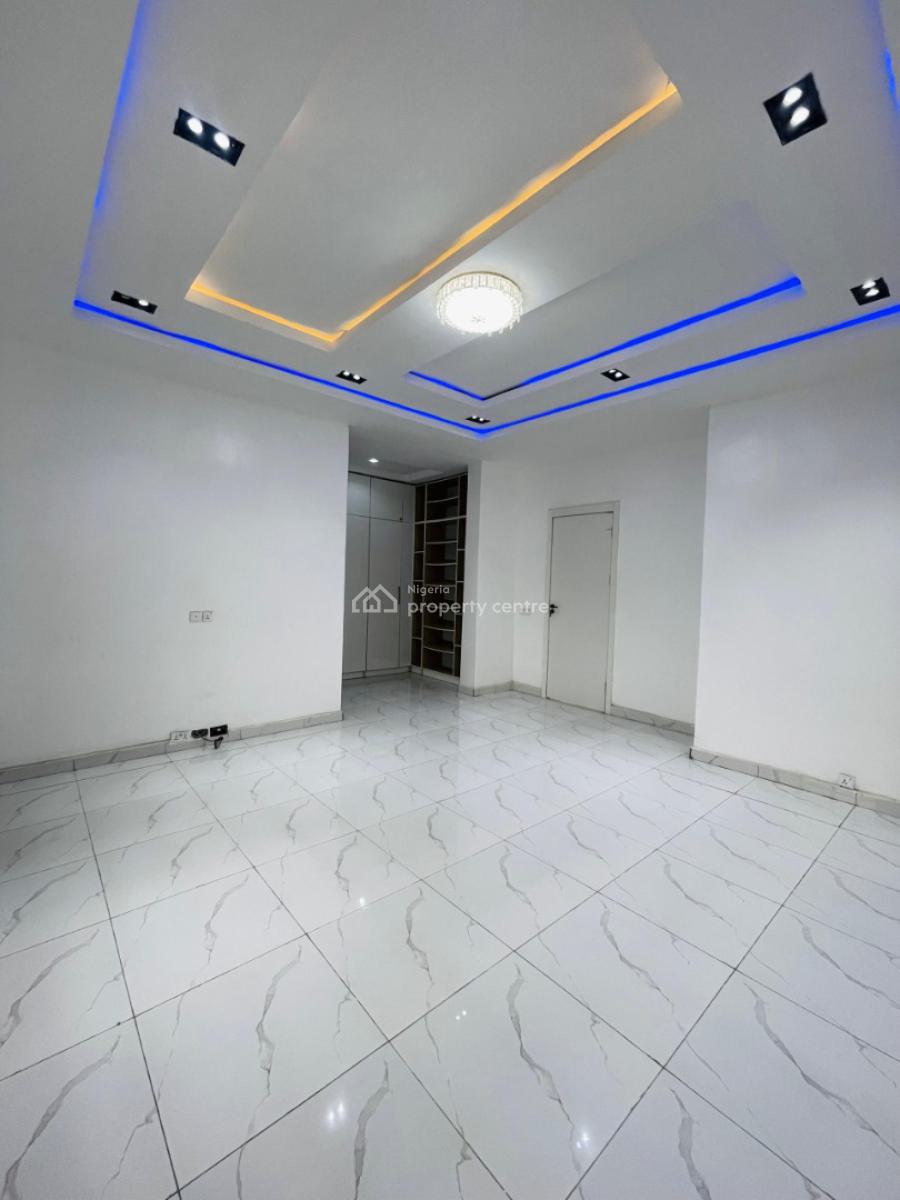 Luxury Terrace 4-bedroom Duplex with Model Facilities, Gra Phase 2, Magodo, Lagos, Terraced Duplex for Sale