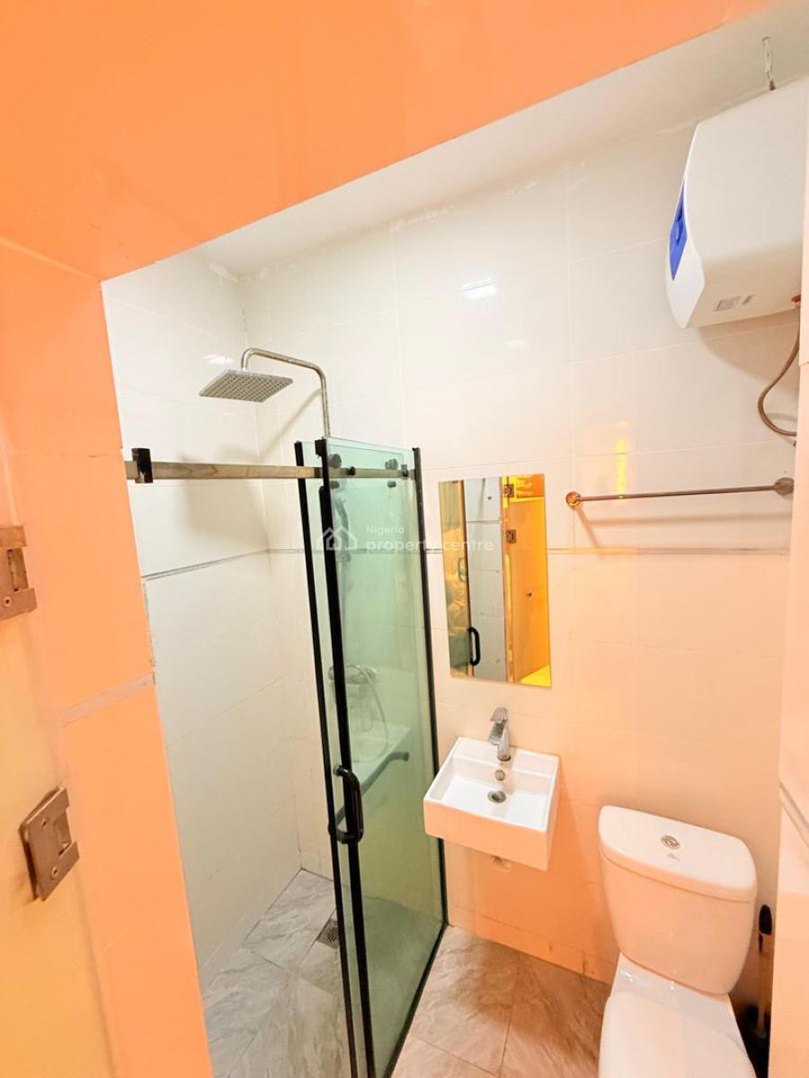 2 Bedroom Apartment with Snooker Board,bathtub and Other Amenities, Lekki Phase 1, Lekki, Lagos, Flat / Apartment Short Let