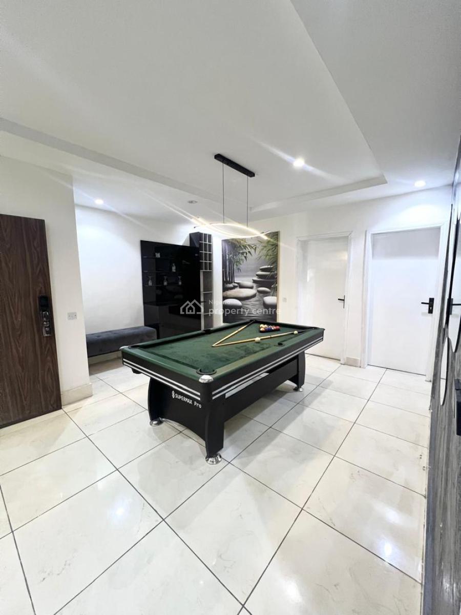 Luxury 3/4-bedroom  Snooker   Ps5   Pool ‍️  Ceiling Blueto, Lekki Phase 1, Lekki, Lagos, Flat / Apartment Short Let