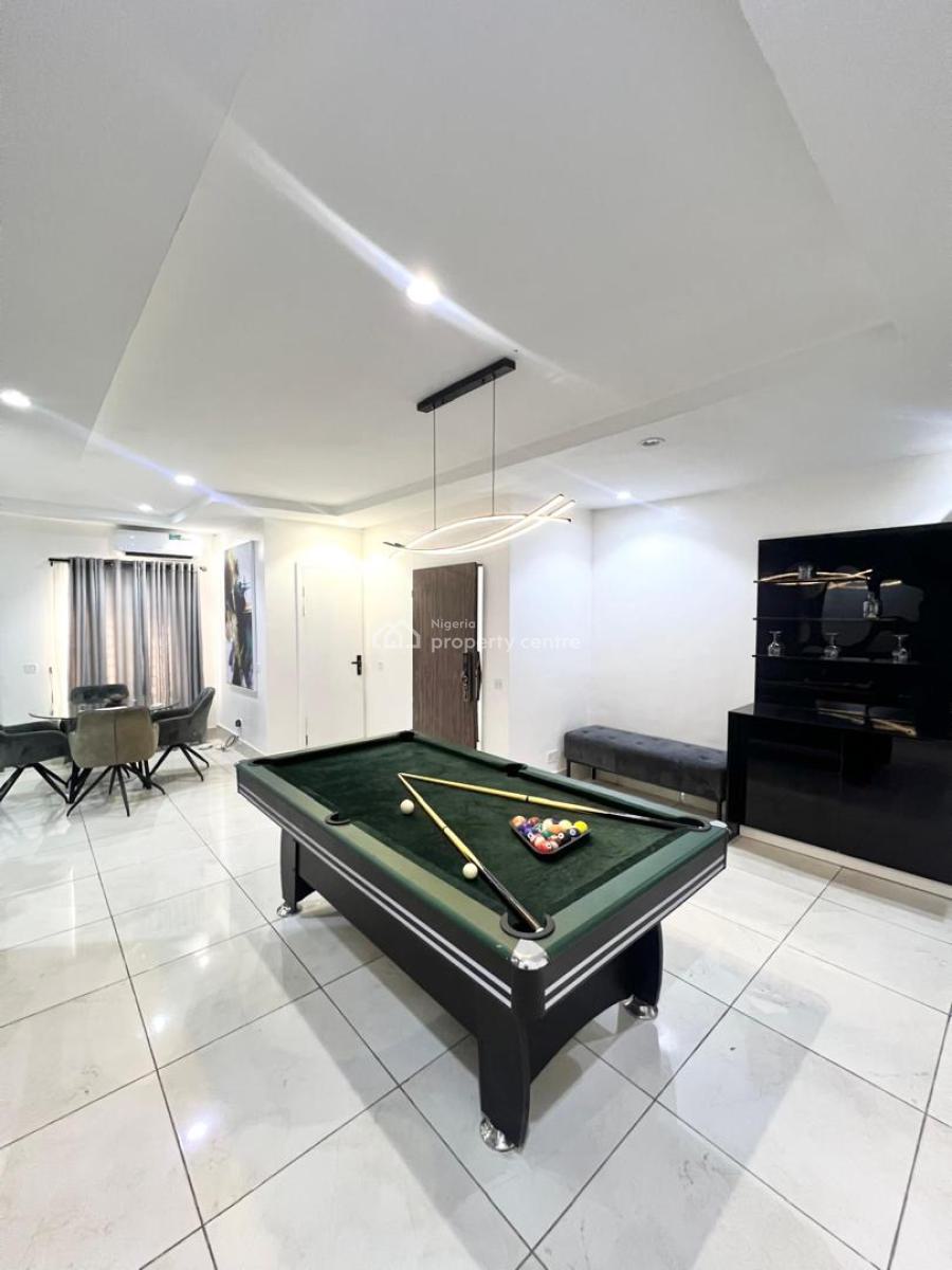 Luxury 3/4-bedroom  Snooker   Ps5   Pool ‍️  Ceiling Blueto, Lekki Phase 1, Lekki, Lagos, Flat / Apartment Short Let