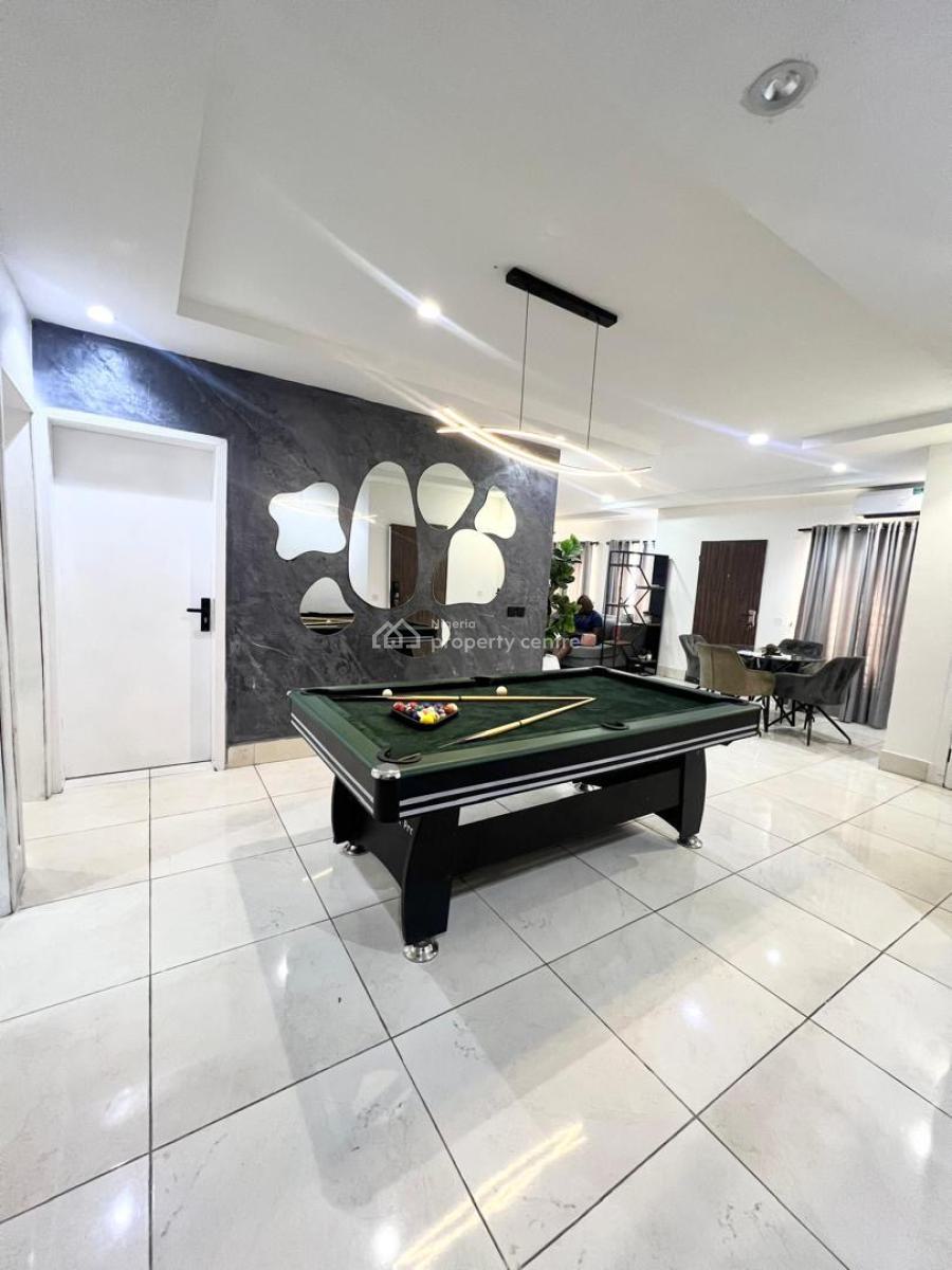 Luxury 3/4-bedroom  Snooker   Ps5   Pool ‍️  Ceiling Blueto, Lekki Phase 1, Lekki, Lagos, Flat / Apartment Short Let