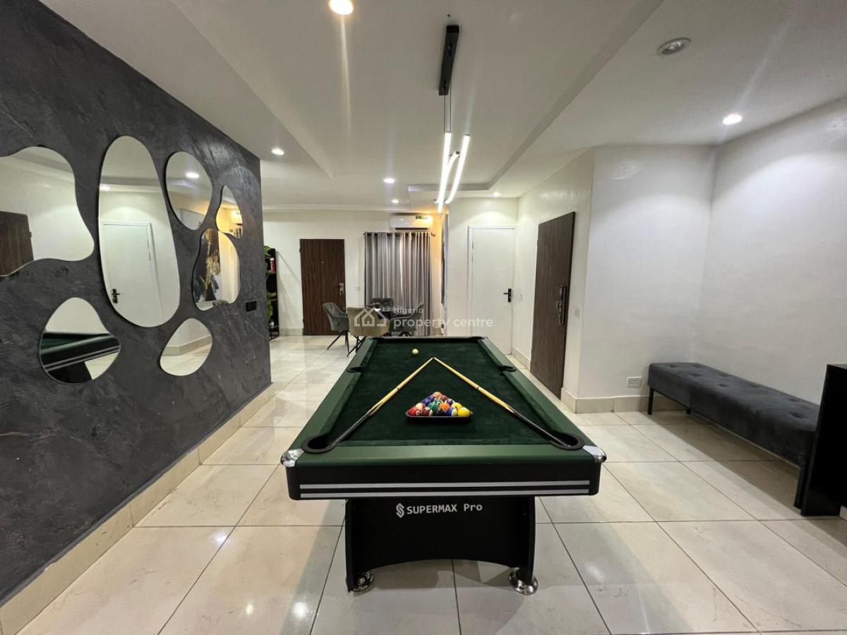 Luxury 3/4-bedroom  Snooker   Ps5   Pool ‍️  Ceiling Blueto, Lekki Phase 1, Lekki, Lagos, Flat / Apartment Short Let