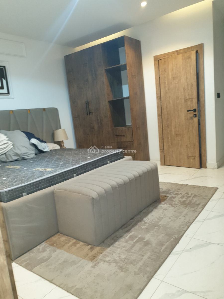 Spacious Fully Furnished 2 Bedrooms with Pool, Ologolo, Lekki, Lagos, Flat / Apartment for Rent