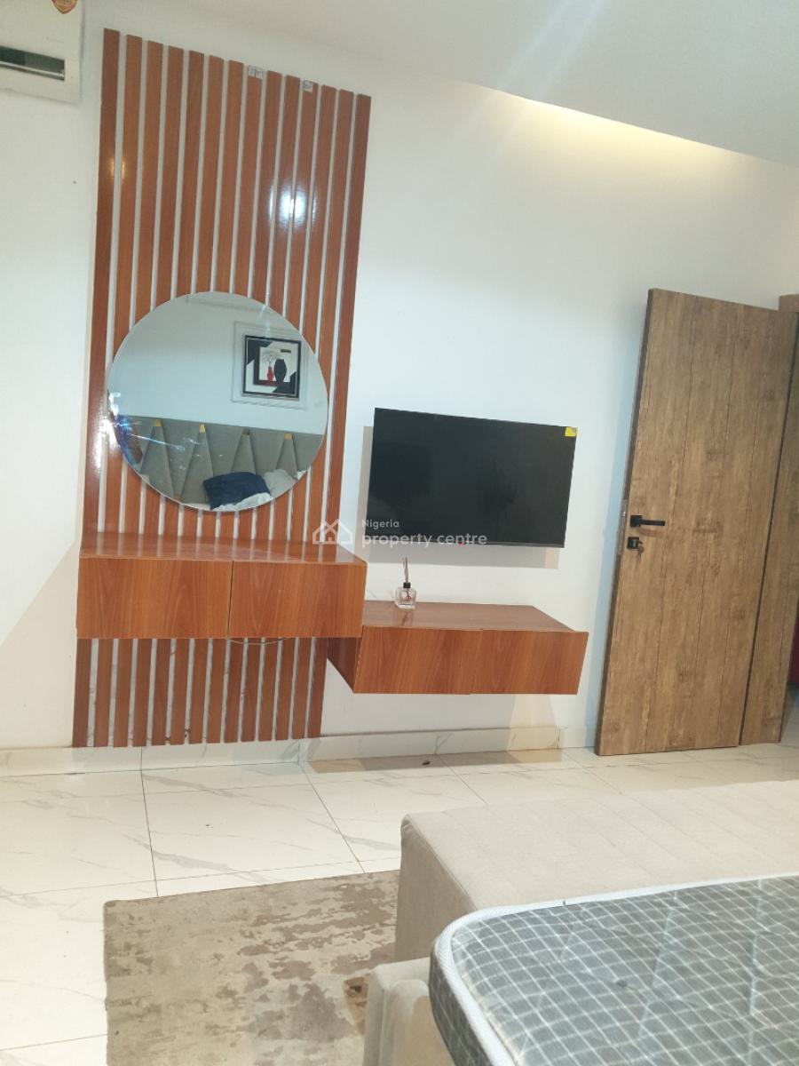 Spacious Fully Furnished 2 Bedrooms with Pool, Ologolo, Lekki, Lagos, Flat / Apartment for Rent