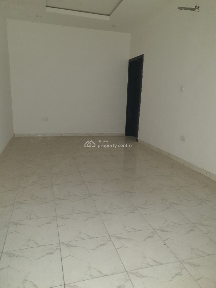 Spacious 2bedroom Maisonette Duplex, Ologolo, Lekki, Lagos, Flat / Apartment for Rent