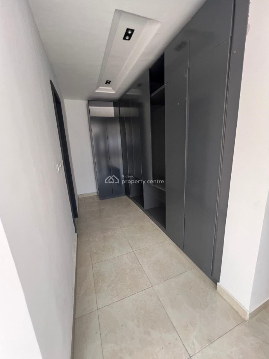5 Bedrooms Fully Detached.contemporary Edifice. Rooftop Open Roof., Wole Olateju, Lekki Phase 1, Lekki, Lagos, Detached Duplex for Sale