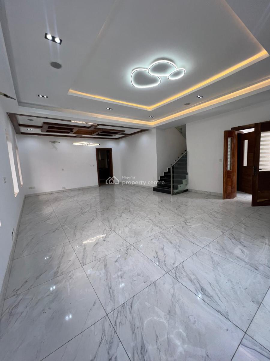 5 Bedrooms Fully Detached.contemporary Edifice. Rooftop Open Roof., Wole Olateju, Lekki Phase 1, Lekki, Lagos, Detached Duplex for Sale