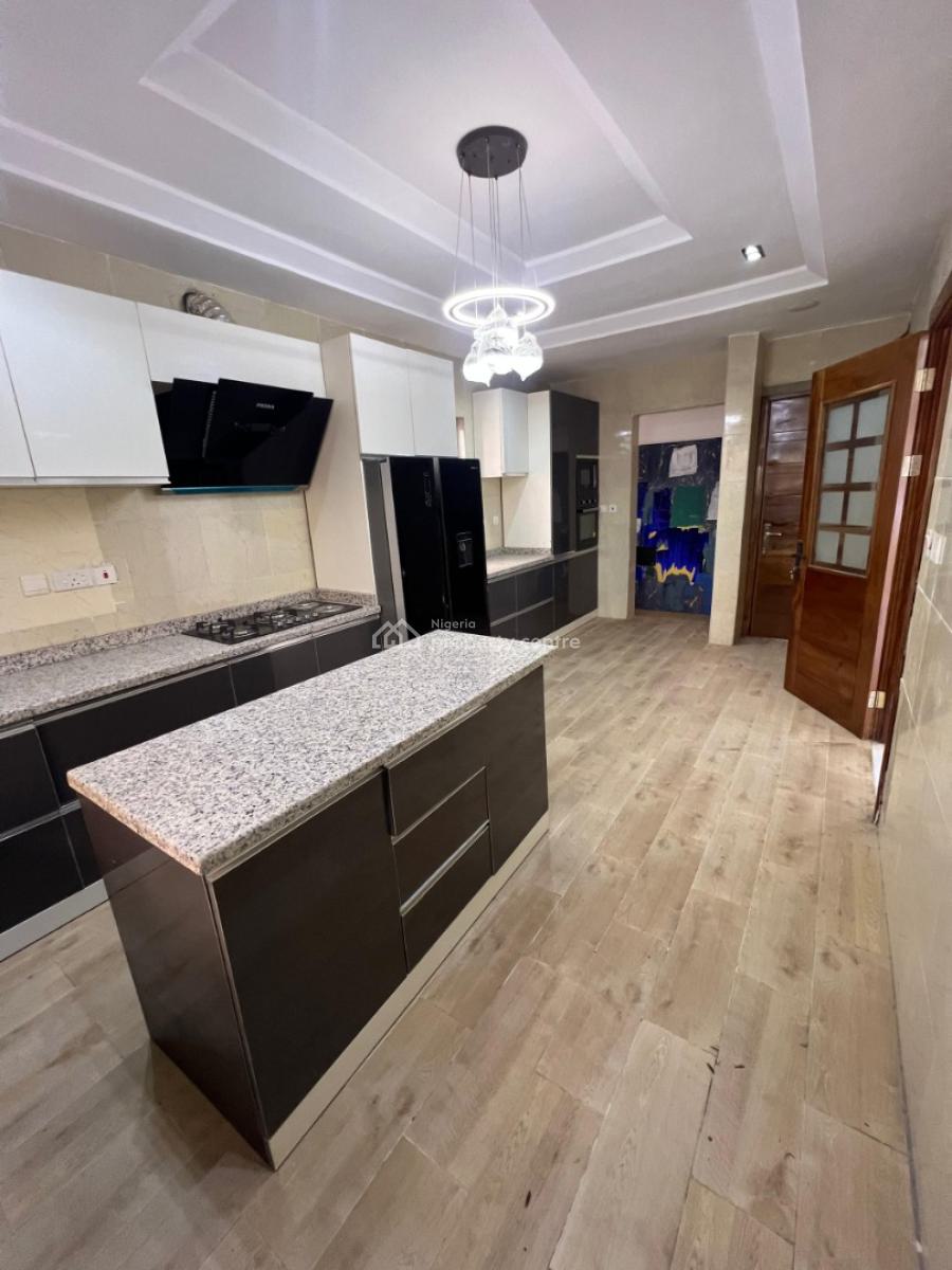 5 Bedrooms Fully Detached.contemporary Edifice. Rooftop Open Roof., Wole Olateju, Lekki Phase 1, Lekki, Lagos, Detached Duplex for Sale