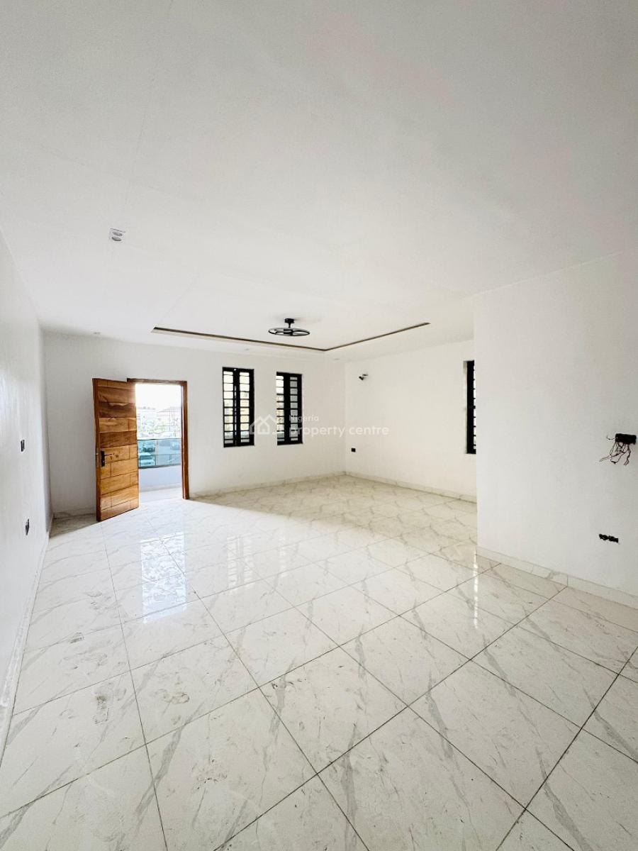 Newly Built and Spacious 5 Bedroom Self-compound Duplex  + Bq, Lekki Phase 1, Lekki, Lagos, Semi-detached Duplex for Sale