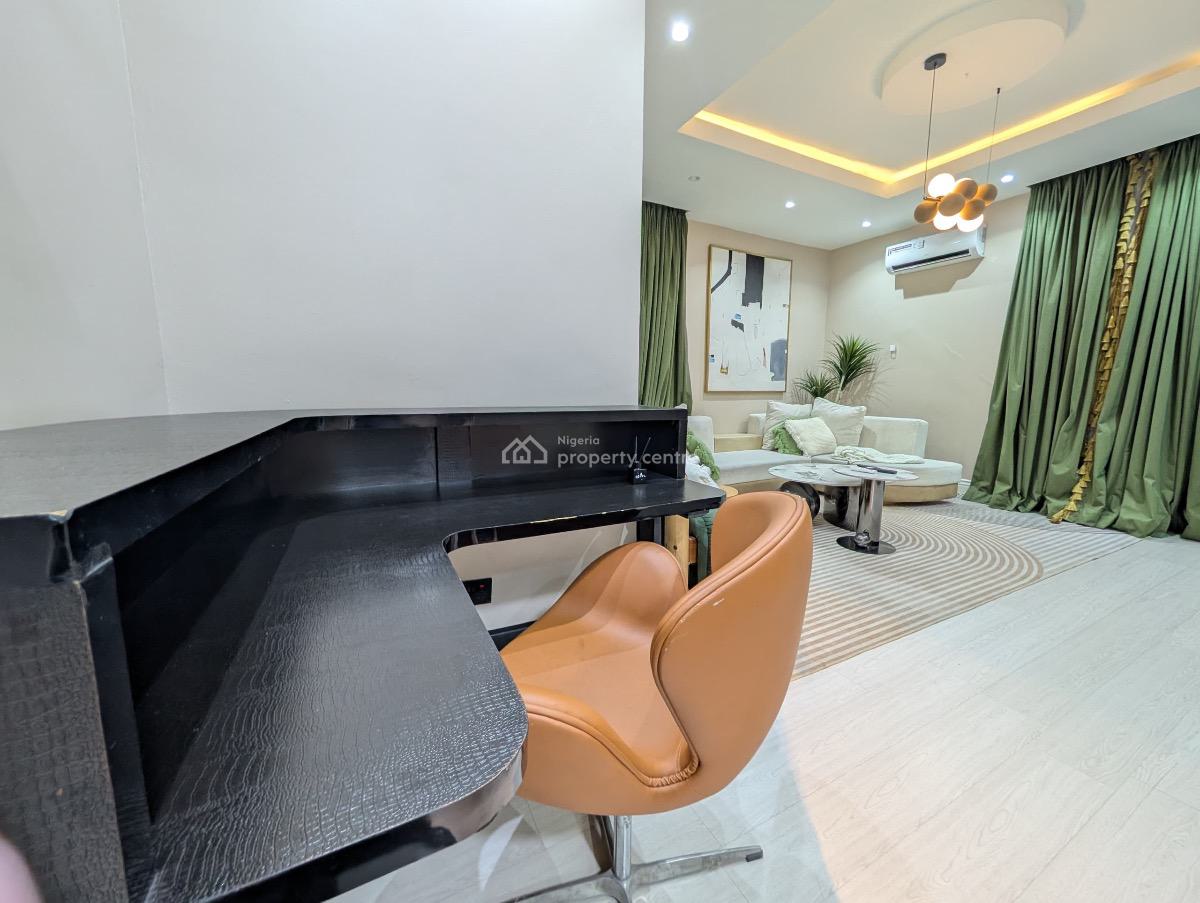 Luxury One Bedroom with Pool and Ps5, Victoria Island (vi), Lagos, Flat / Apartment Short Let
