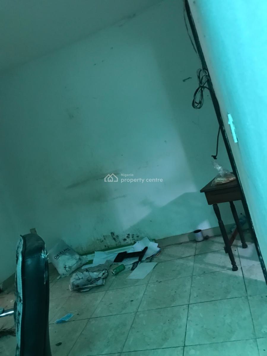 Bq Mini Flat @lekki Phase 1, Lekki Phase 1, Lekki, Lagos, Mini Flat (room and Parlour) for Rent