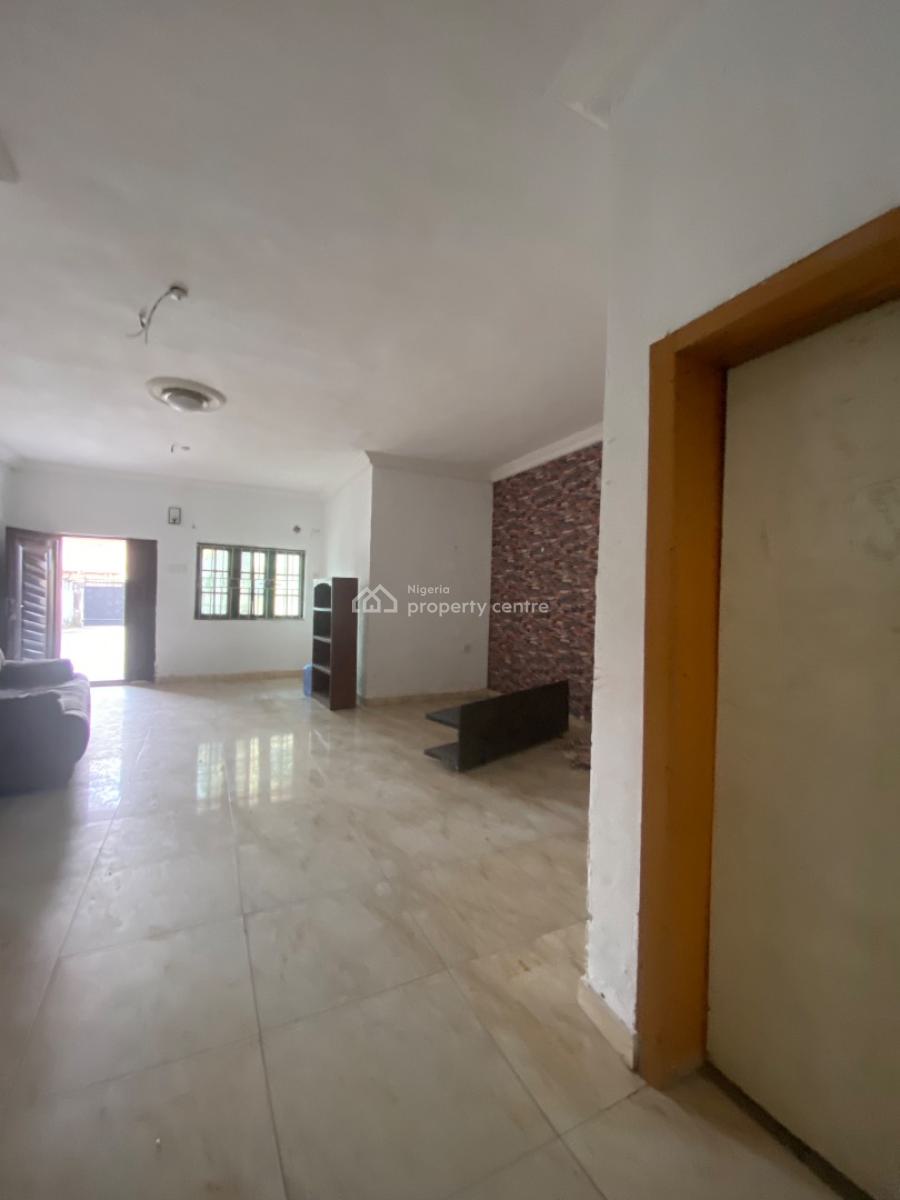 Very Spacious 2 Bedroom Apartment, Before Shoprite Sangotedo Ajah, Sangotedo, Ajah, Lagos, Flat / Apartment for Rent