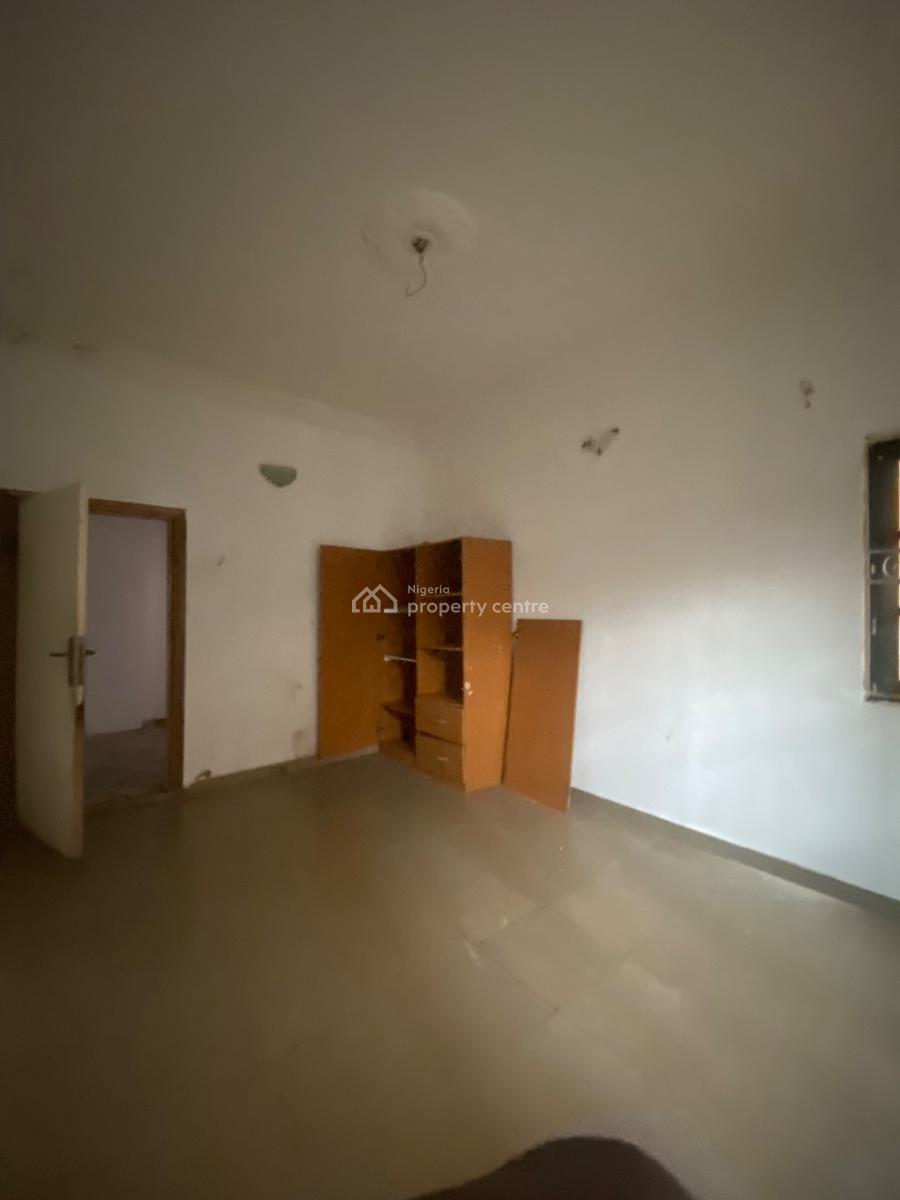 Very Spacious 2 Bedroom Apartment, Before Shoprite Sangotedo Ajah, Sangotedo, Ajah, Lagos, Flat / Apartment for Rent