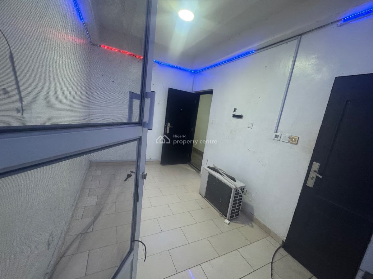 a Clean Room & Parlour in a Fully Serviced Estate with Pool and Gym, Nicon Town Primero Estate, Ikate, Lekki, Lagos, Mini Flat (room and Parlour) for Rent