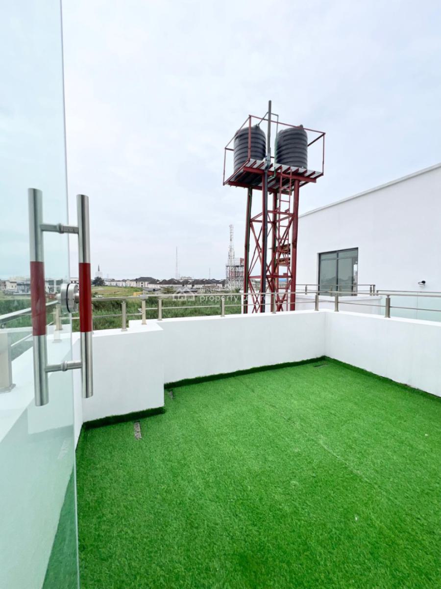 5 Bedrooms Detached Duplex with Bq, Chevron Drive Lekki Lagos, Lekki, Lagos, Detached Duplex for Sale
