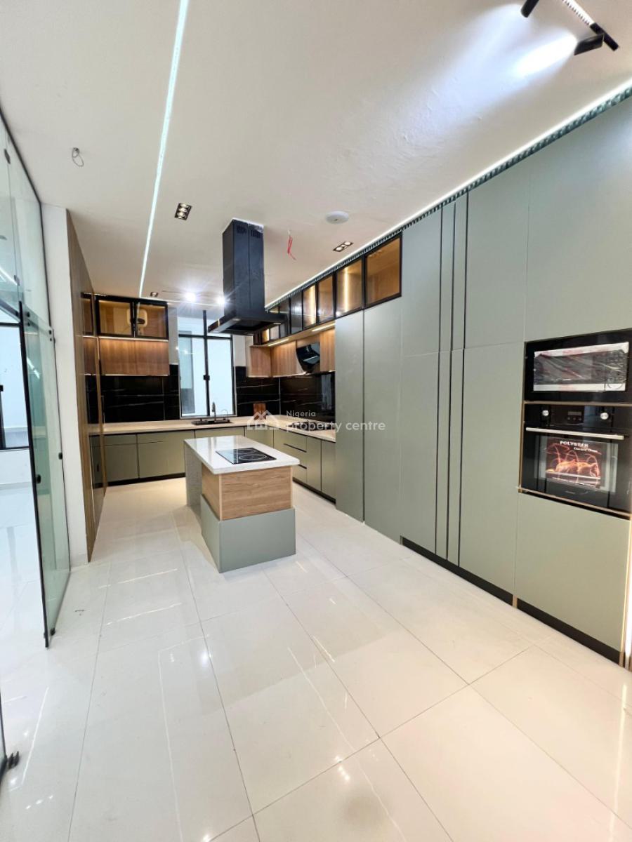 5 Bedrooms Detached Duplex with Bq, Chevron Drive Lekki, Lekki, Lagos, Detached Duplex for Sale