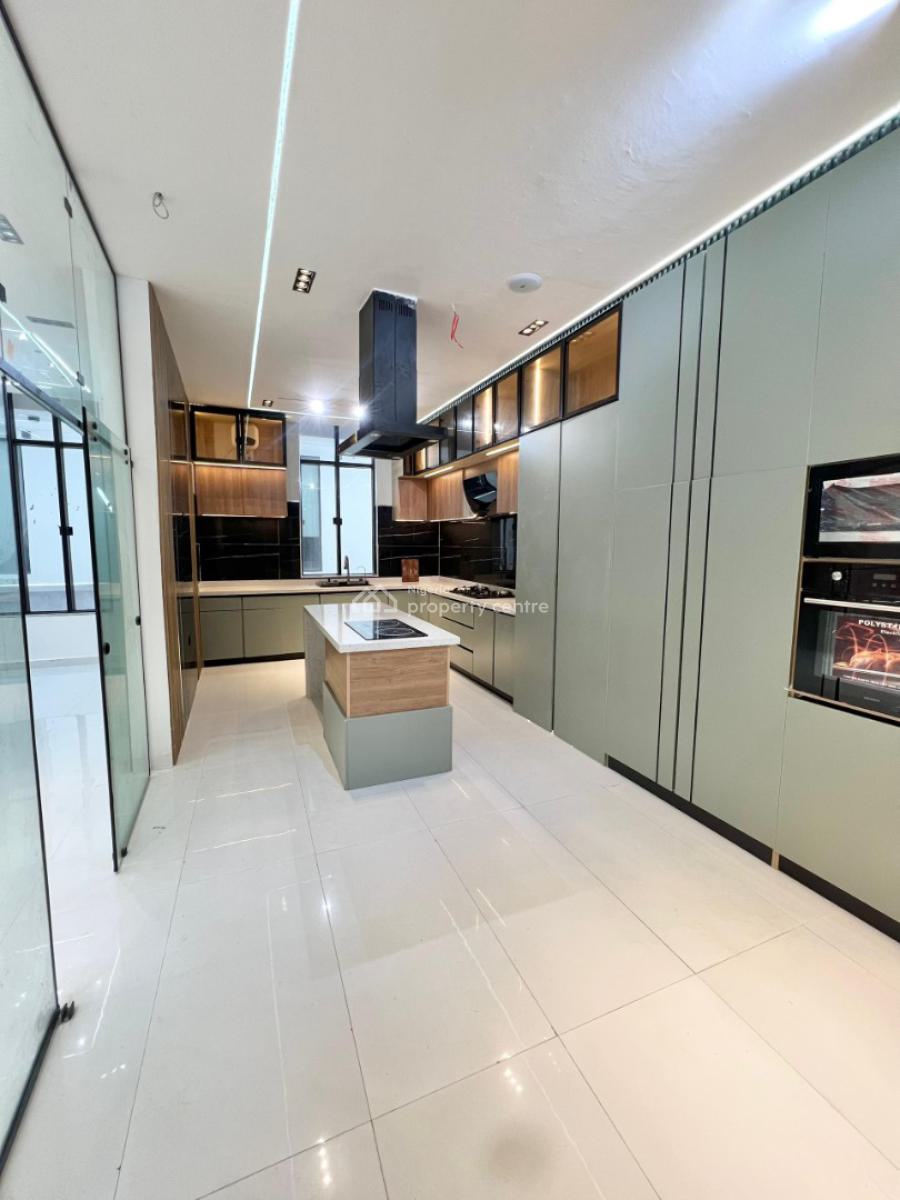 5 Bedrooms Detached Duplex with Bq, Chevron Drive Lekki, Lekki, Lagos, Detached Duplex for Sale