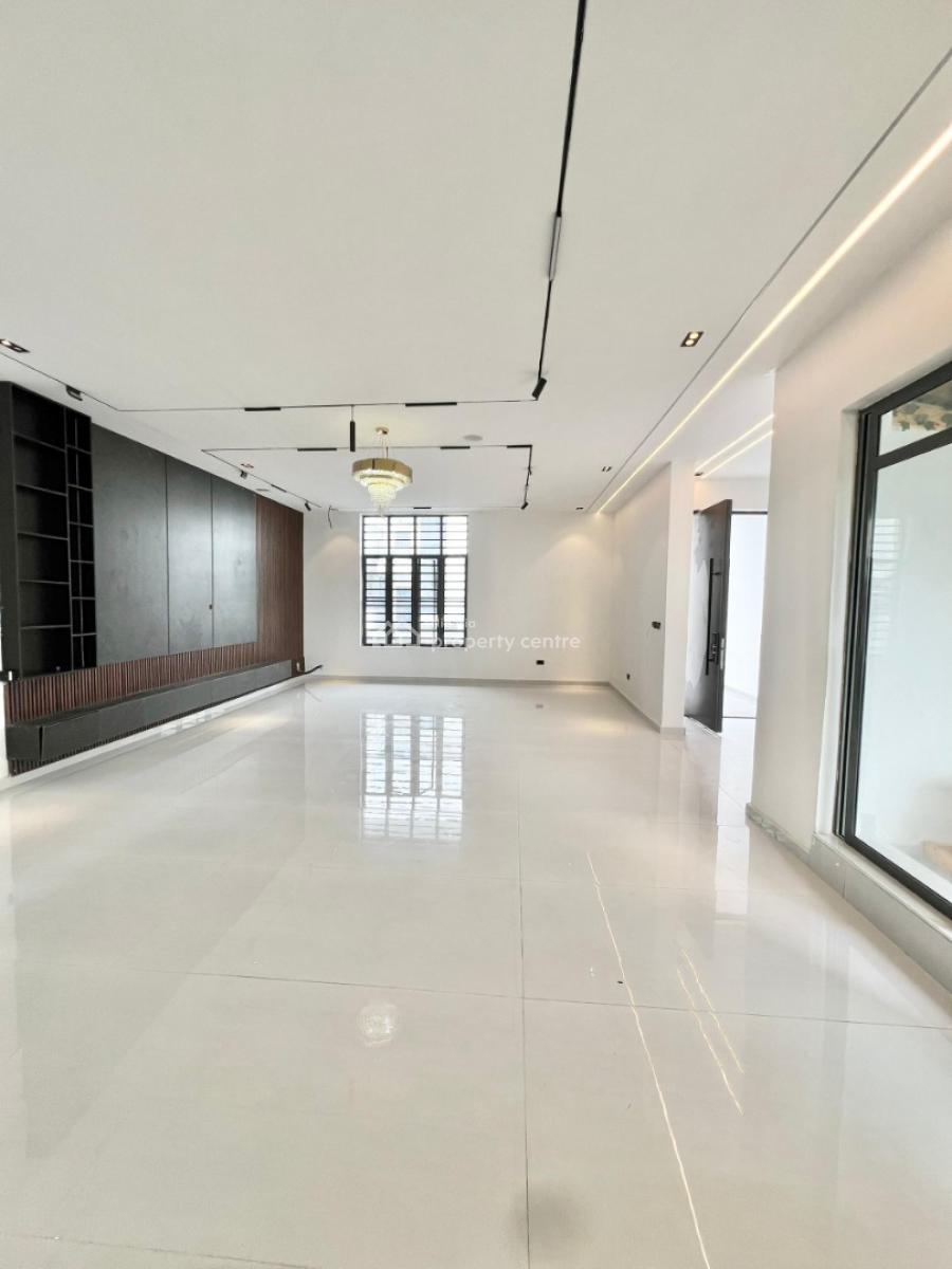 5 Bedrooms Detached Duplex with Bq, Chevron Drive Lekki, Lekki, Lagos, Detached Duplex for Sale