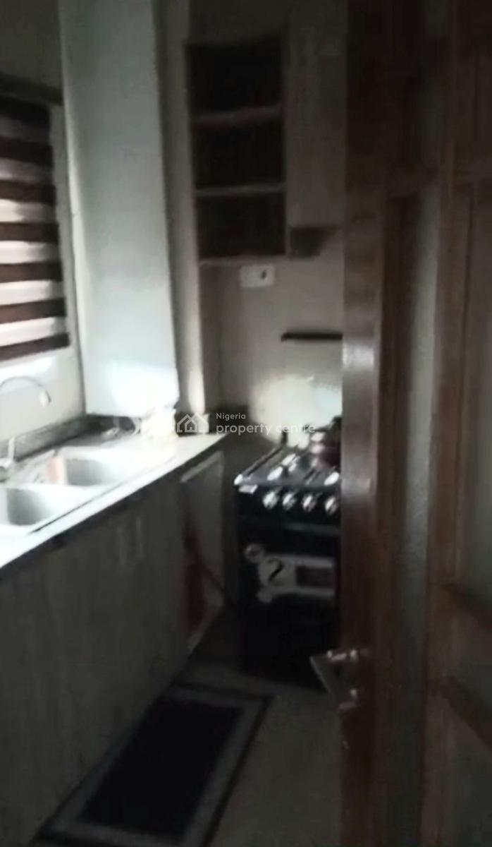 Furnished 2 Bedroom Flat in a Secured Estate, Osapa, Lekki, Lagos, Flat / Apartment for Rent