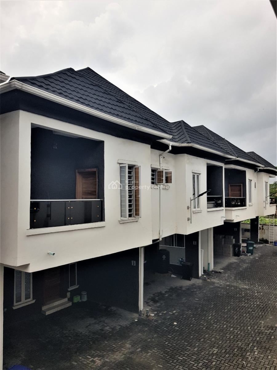 4 Bedroom Terraced Duplex in a Serene Neighbourhood, Off Mobil Road, Ilaje, Ajah, Lagos, Terraced Duplex for Rent
