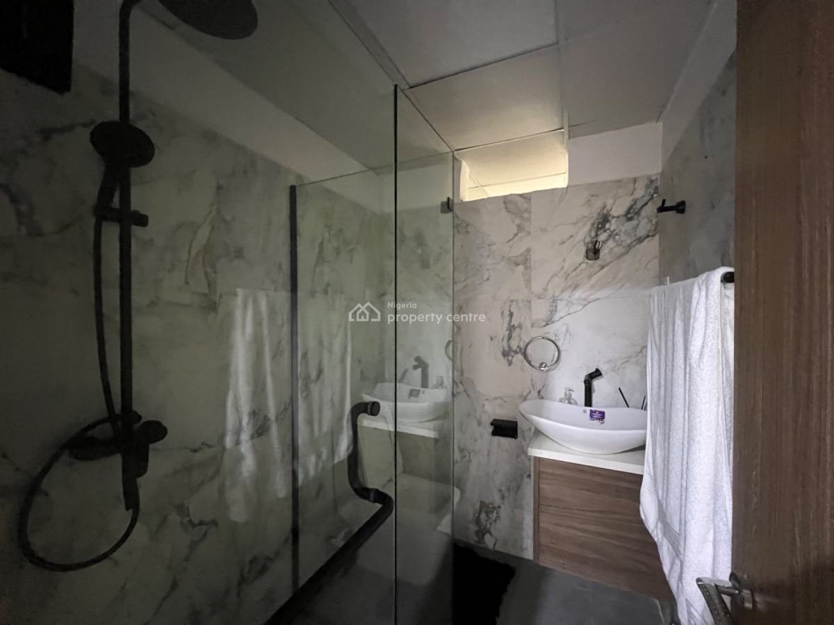 Beautifully Furnished 3 Bedroom Apartment, Off Ajose Adeogun, Victoria Island (vi), Lagos, Flat / Apartment for Rent