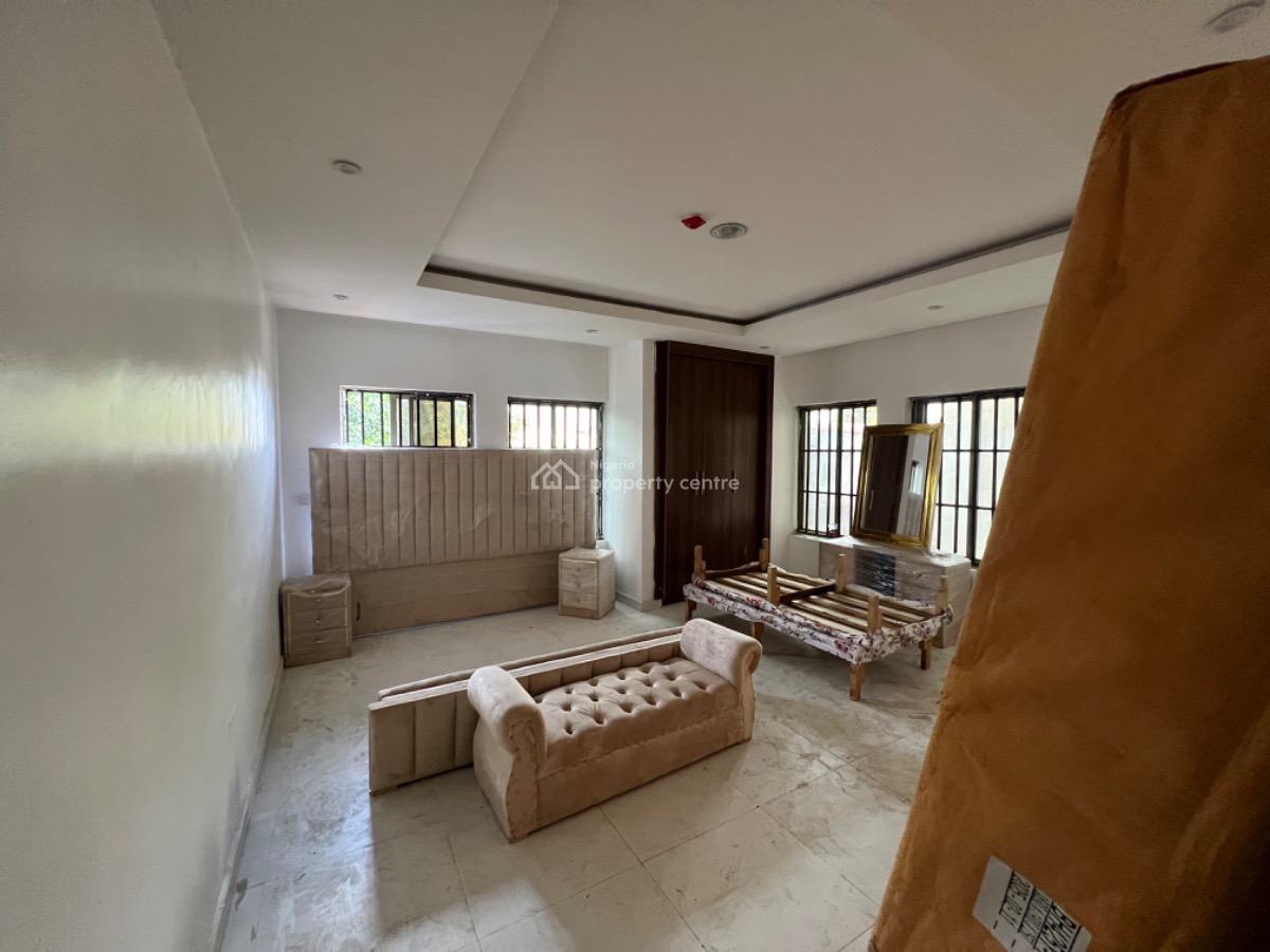3 Bedroom Apartment with Bq, Off Ajose Adeogun, Victoria Island (vi), Lagos, Flat / Apartment for Rent